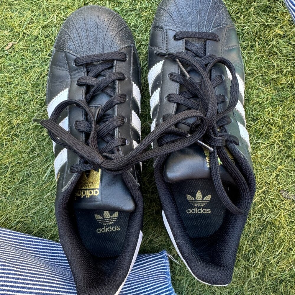 Shelltoe Black Adidas - Picture 9 of 11